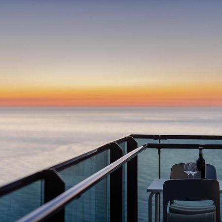The Spot Apartments - Orbi Beach Tower Batumi Exteriör bild