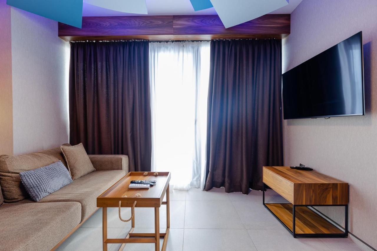 The Spot Apartments - Orbi Beach Tower Batumi Exteriör bild