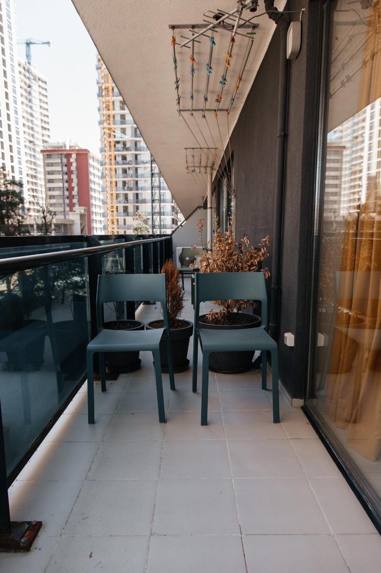 The Spot Apartments - Orbi Beach Tower Batumi Exteriör bild