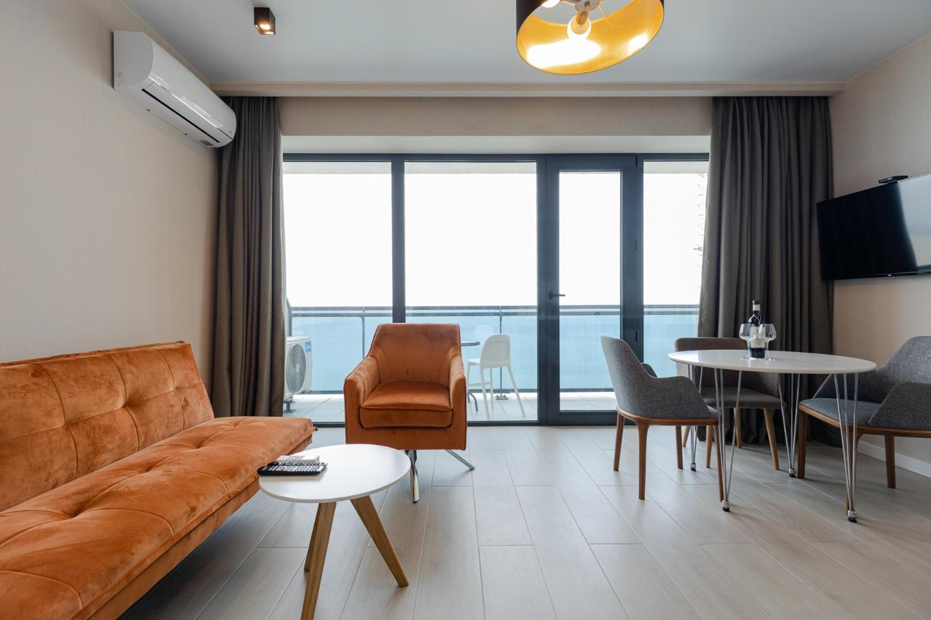 The Spot Apartments - Orbi Beach Tower Batumi Exteriör bild